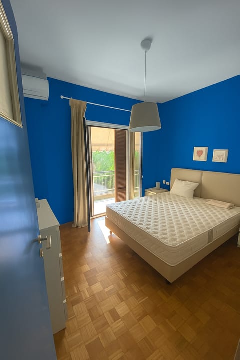 2 bed Glyfada center apartment +4407519943516