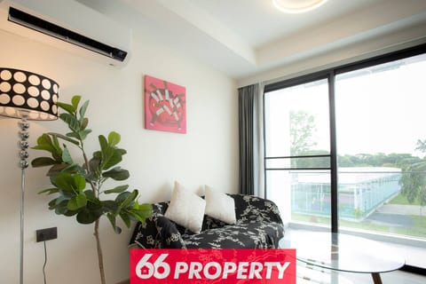 Modern 1BR @ The One | Walk 2 min to Central Mall