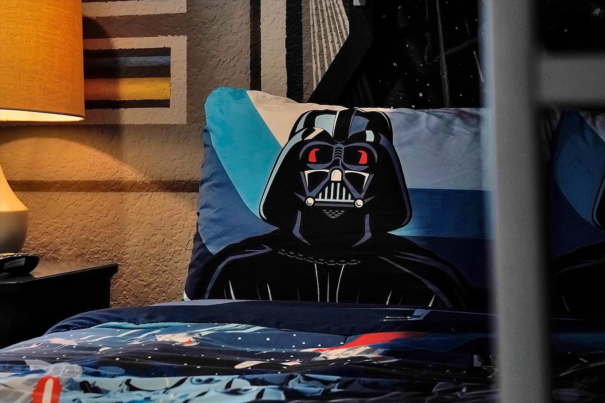 Star Wars, Frozen, and Moana Escape! August open! - Kissimmee Star Wars, Frozen, and Moana Escape! August open! - Kissimmee