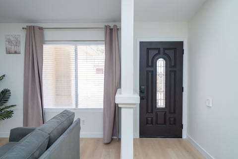 Gorgeous 3/2 home heated pool/spa