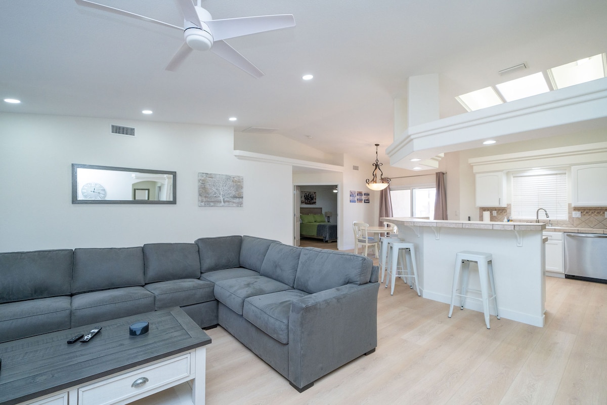 Gorgeous 3/2 home heated pool/spa