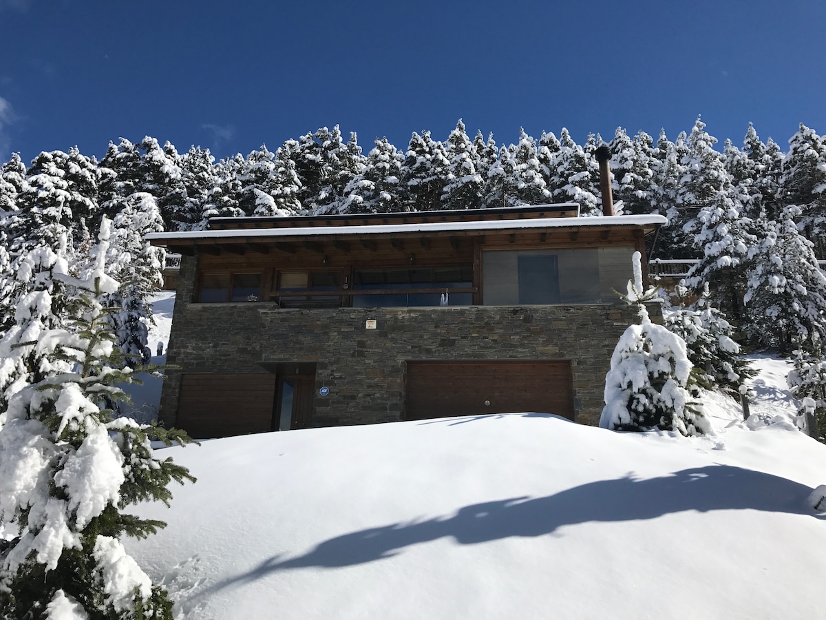 Luxurious house in La Molina ski area