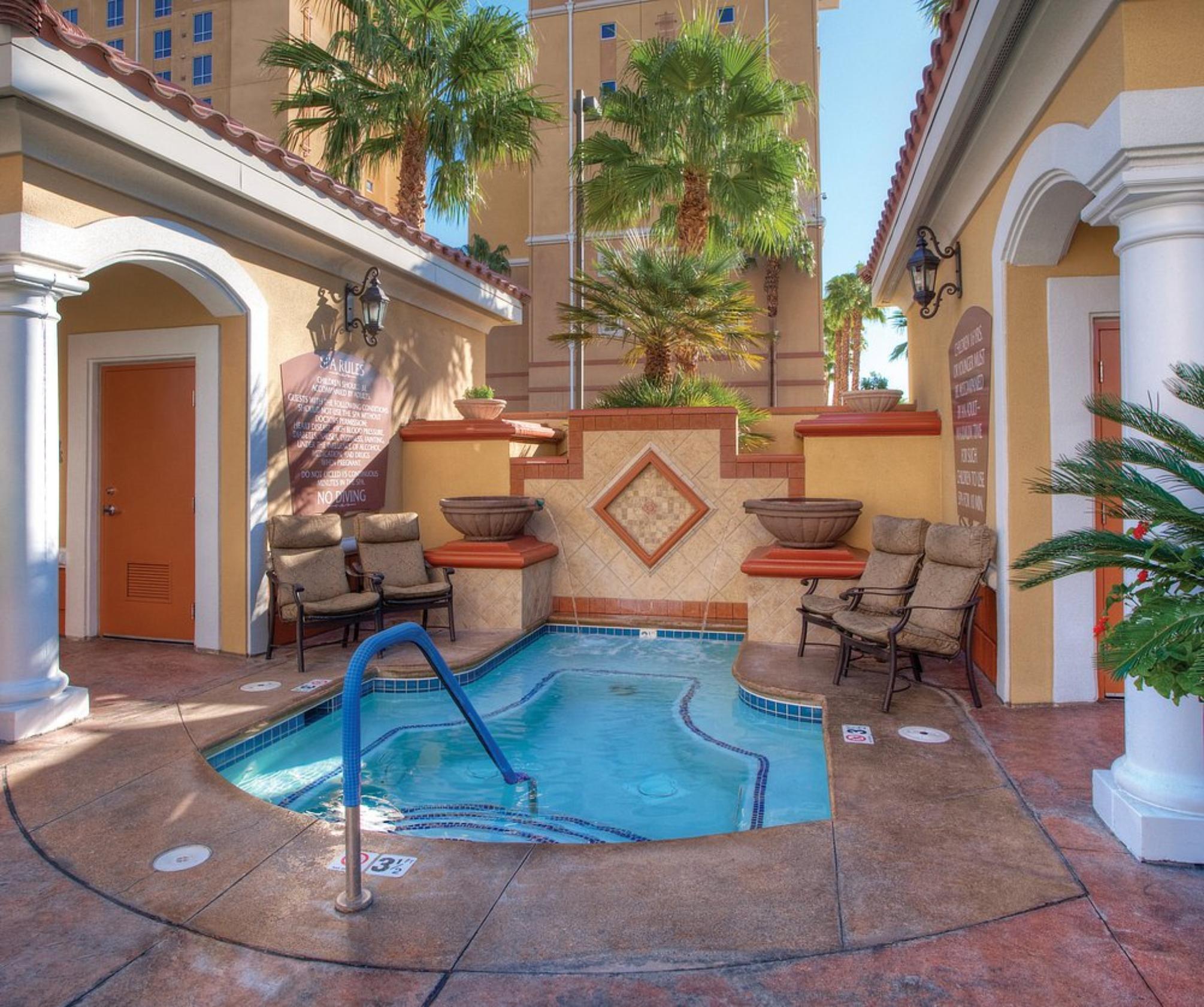 grand-desert-1-bedroom-suite/