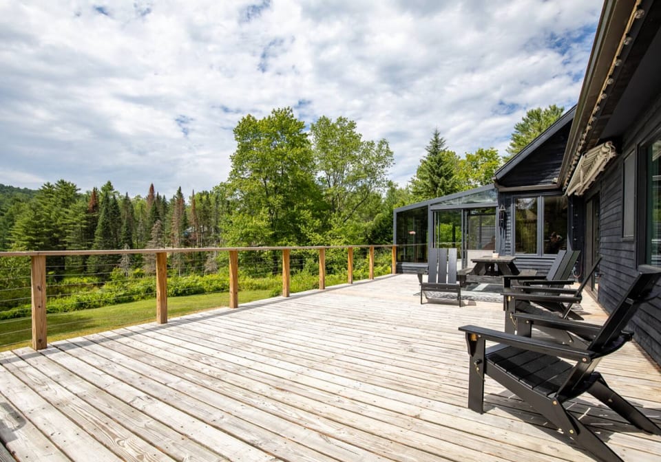 Amazing Views! Private Sauna, Game Room, Private Deck - Stowe
