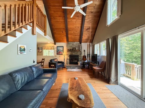 Saco Shores | Private Saco River Getaway w/ Beach