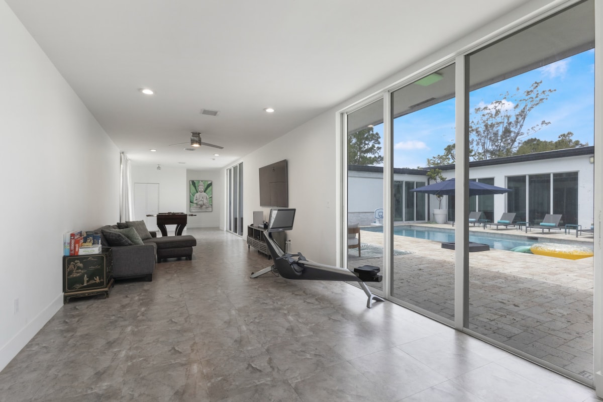 Equestrian Stay | Heated Pool, Game Room, Fire Pit