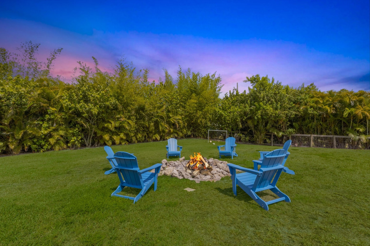 Equestrian Stay | Heated Pool, Game Room, Fire Pit