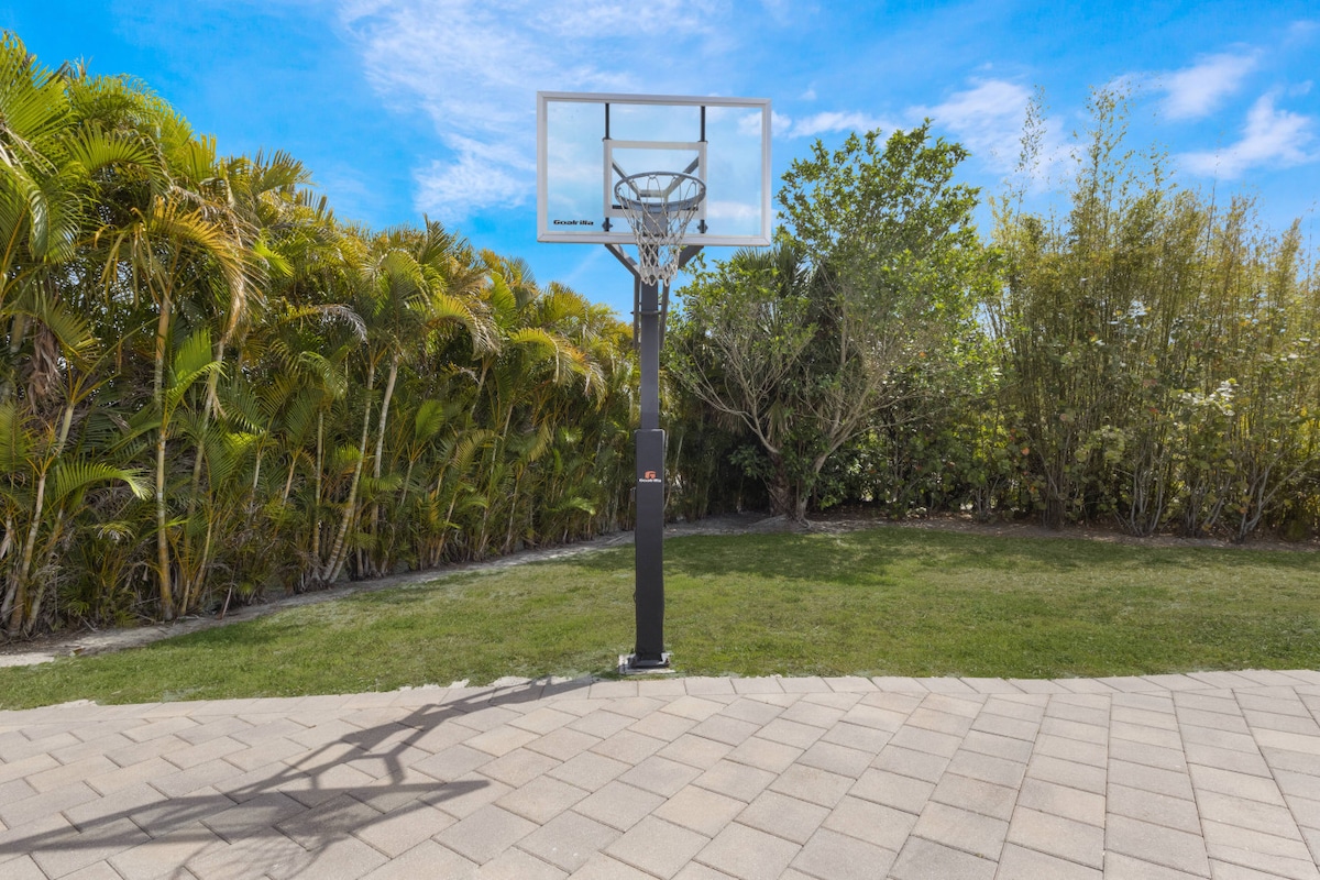 Equestrian Stay | Heated Pool, Game Room, Fire Pit