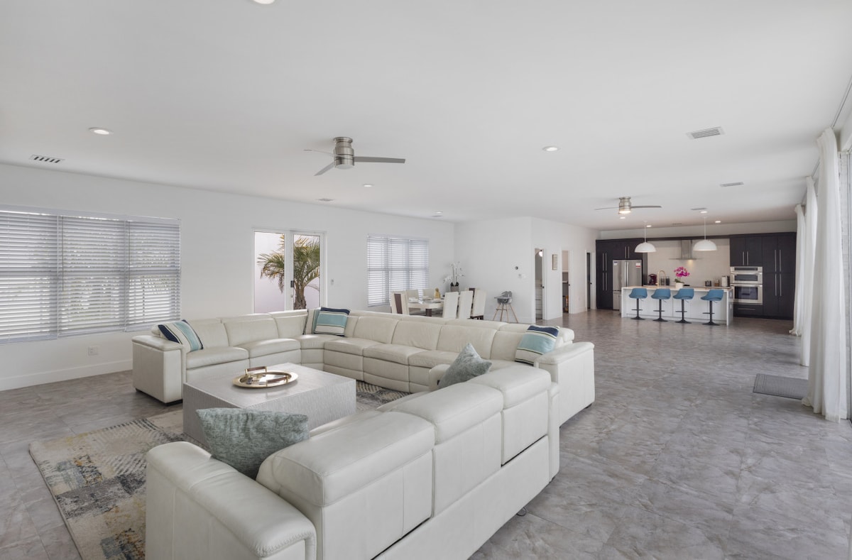 Equestrian Stay | Heated Pool, Game Room, Fire Pit