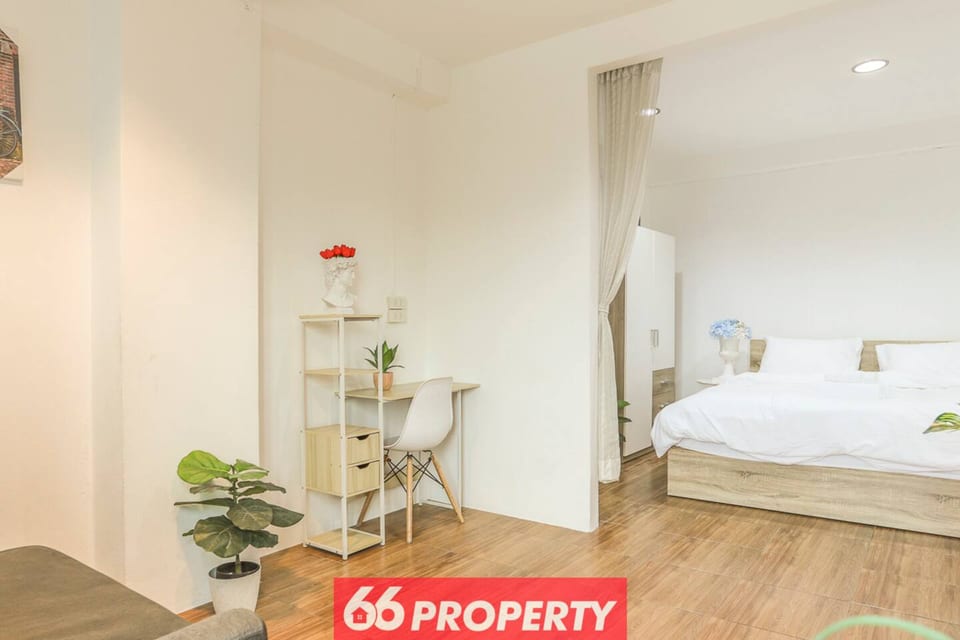 City Center Condo: Cozy Stay