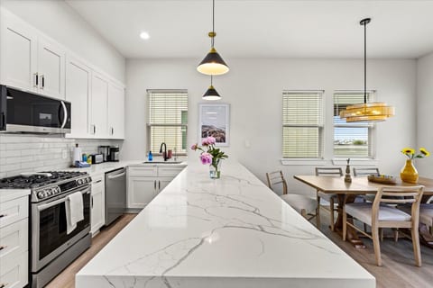 Galveston Bayside Breeze Retreat