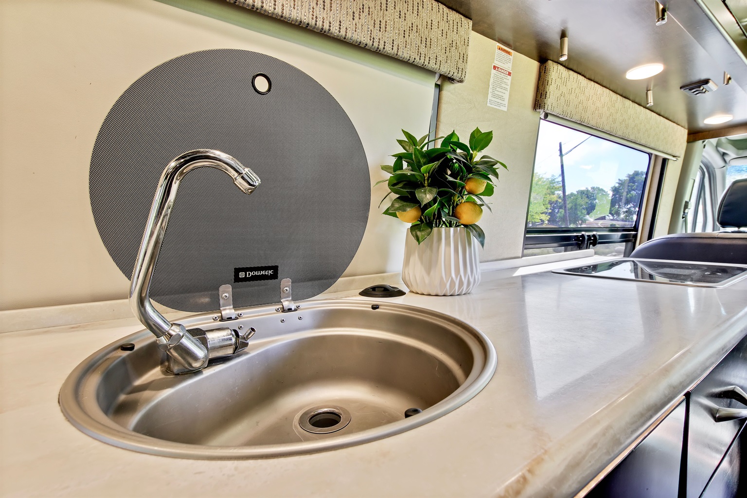 luxury-coachmen-galleria-class-b-motorhome/