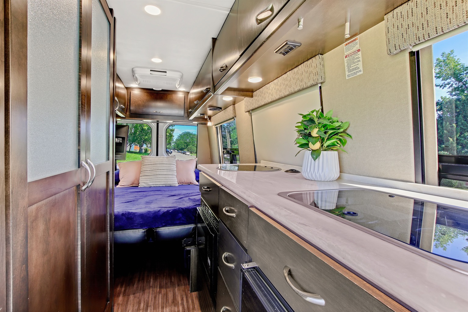luxury-coachmen-galleria-class-b-motorhome/