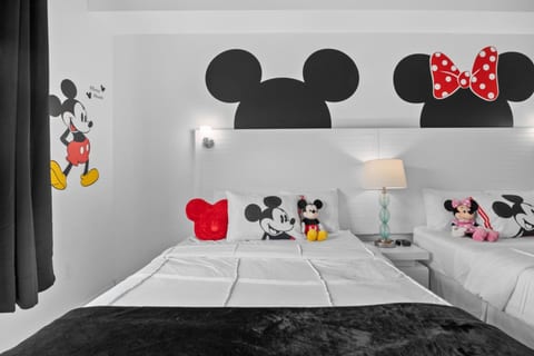 2 Bedroom Deluxe | Theme Park Free Shuttle Include