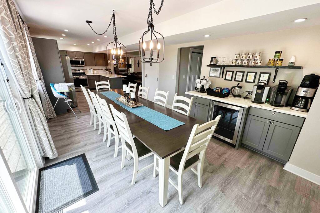 englishprairiebnb-or-8-bedrooms-or-4.5-baths/