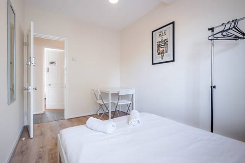 APlaceToStay Central London Apartment, Zone 1 KIN