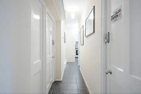 APlaceToStay Central London Apartment, Zone 1 KIN