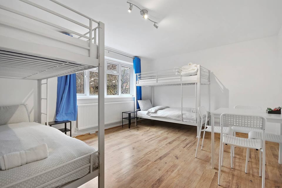APlaceToStay Central London apartment, Zone 1 LEIC - Greater London