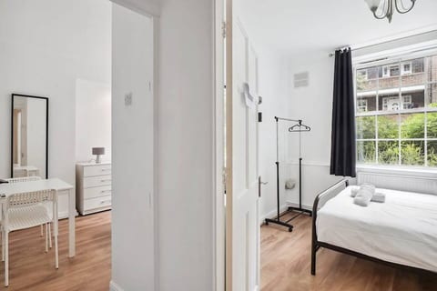 London Waterloo Zone 1 Apartment