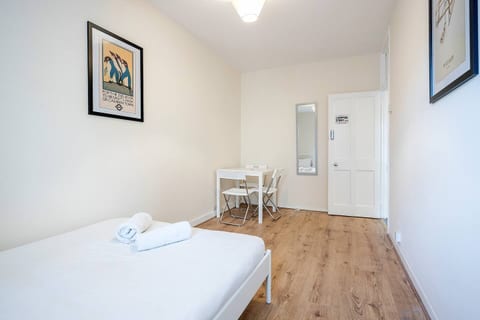 APlaceToStay Central London Apartment, Zone 1 LIV