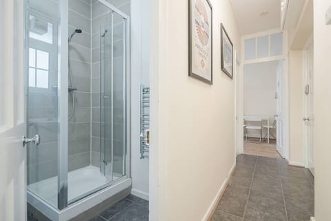 APlaceToStay Central London Apartment, Zone 1 COV