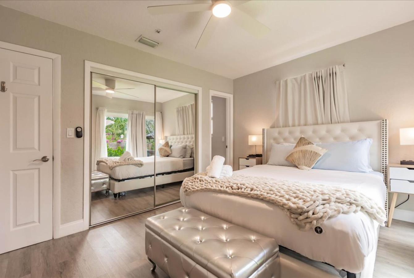 Palm Tree Paradise in Dania Beach - Dania Beach