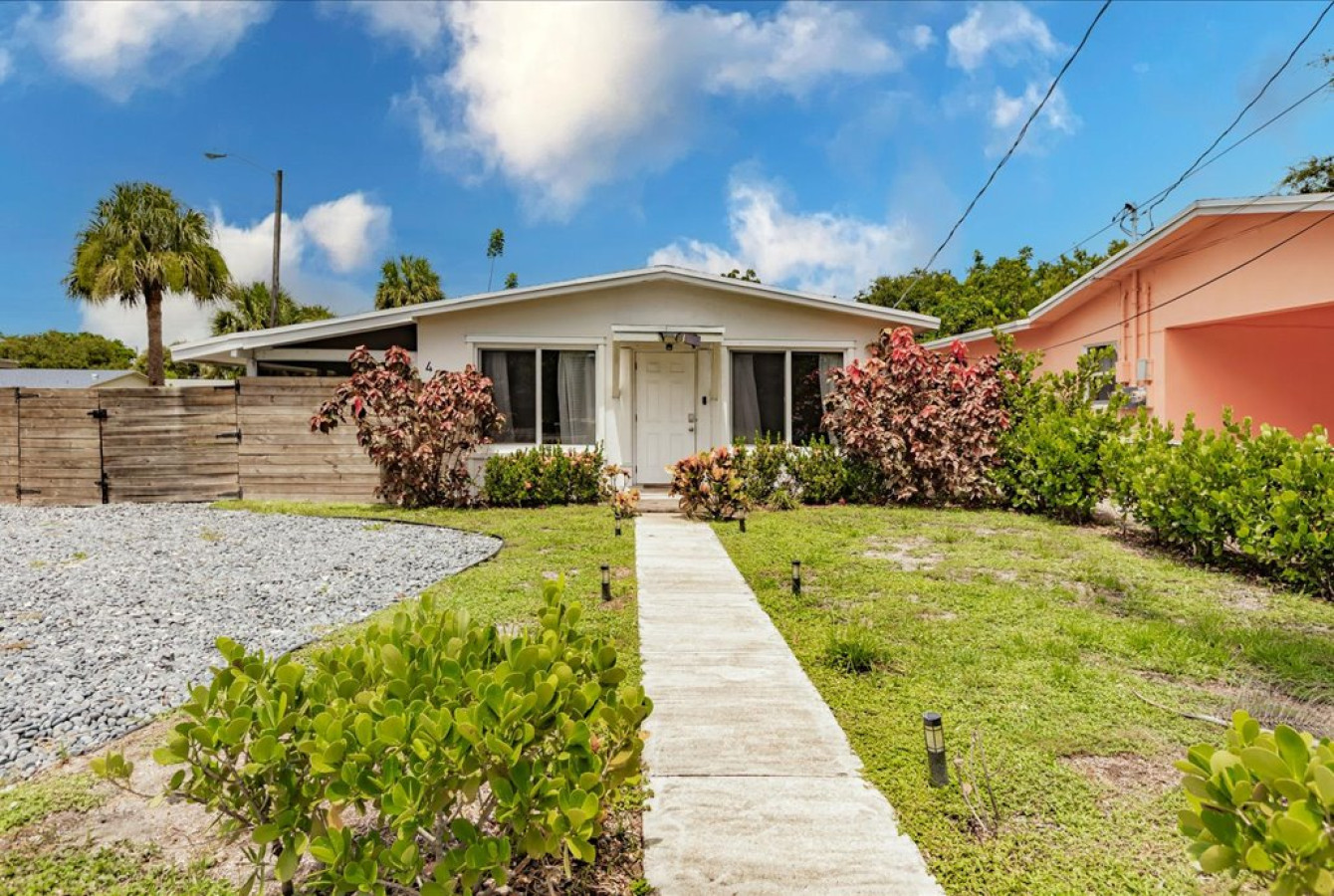 palm-tree-paradise-in-dania-beach/