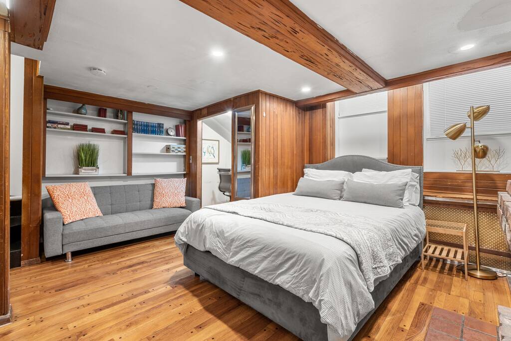 Studio in Heart of Beacon Hill (Downtown Boston)