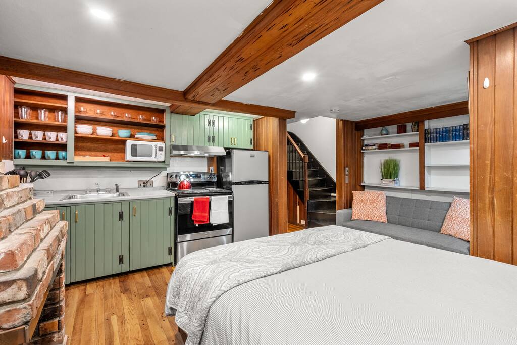 Studio in Heart of Beacon Hill (Downtown Boston)