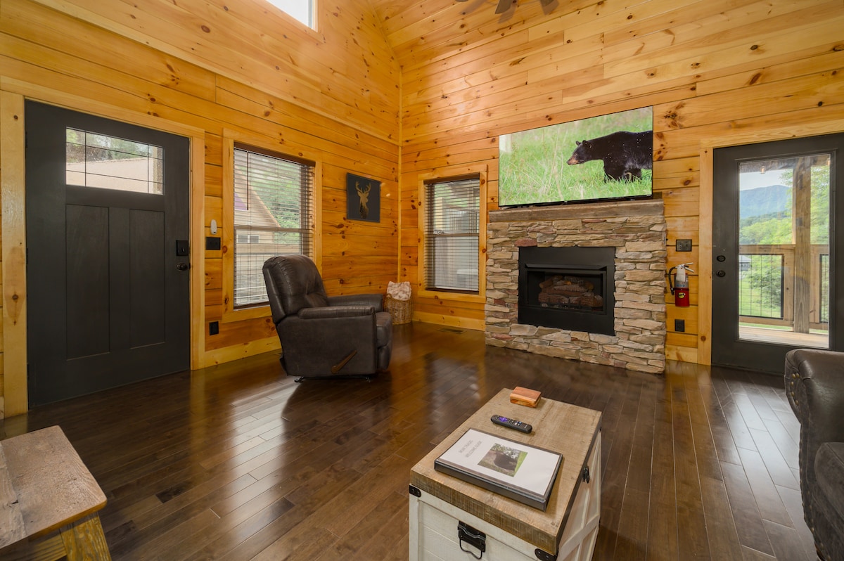 New 2 Bed 2 Bath Gatlinburg