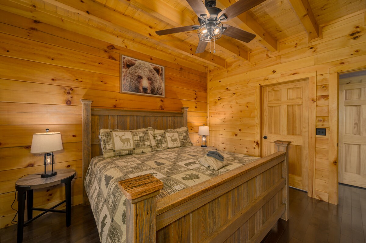 New 2 Bed 2 Bath Gatlinburg