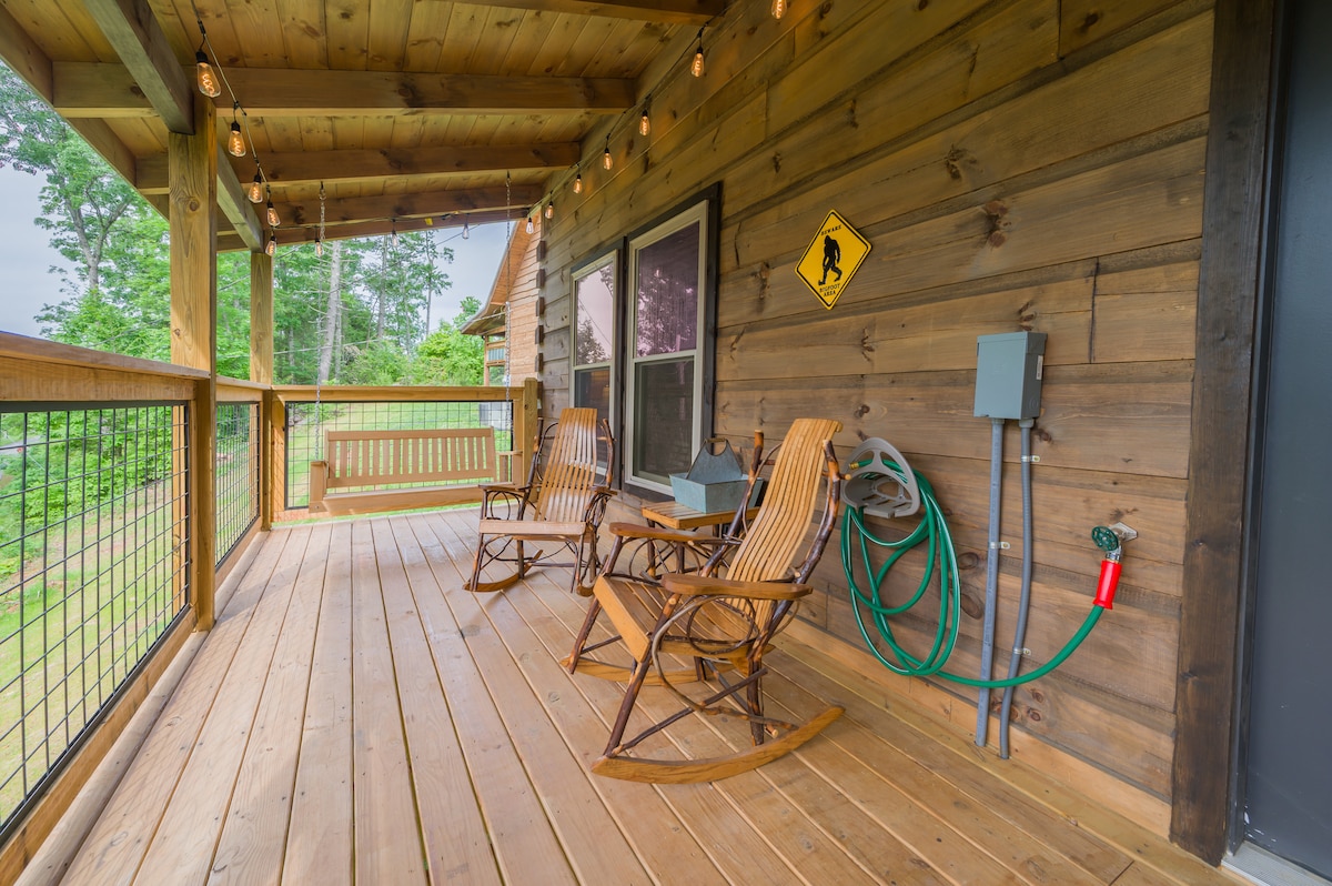 New 2 Bed 2 Bath Gatlinburg