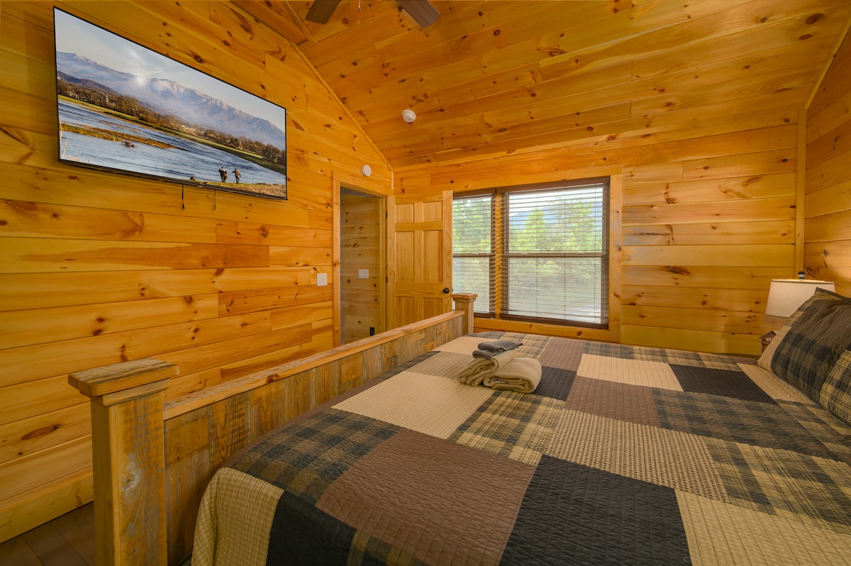 New 2 Bed 2 Bath Gatlinburg
