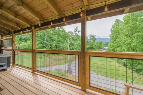 New 2 Bed 2 Bath Gatlinburg