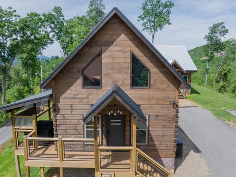 New 2 Bed 2 Bath Gatlinburg