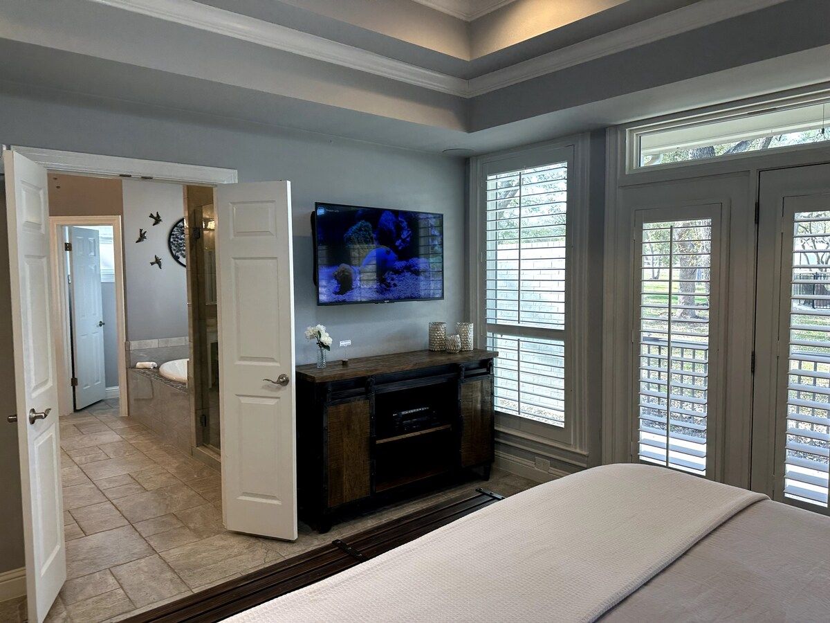 Whispering Oaks Estate Pool Cabana Firepit 10 Acre image 56