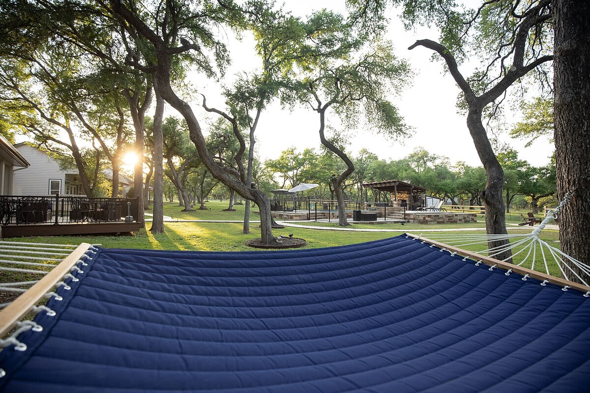 Whispering Oaks Estate Pool Cabana Firepit 10 Acre image 244