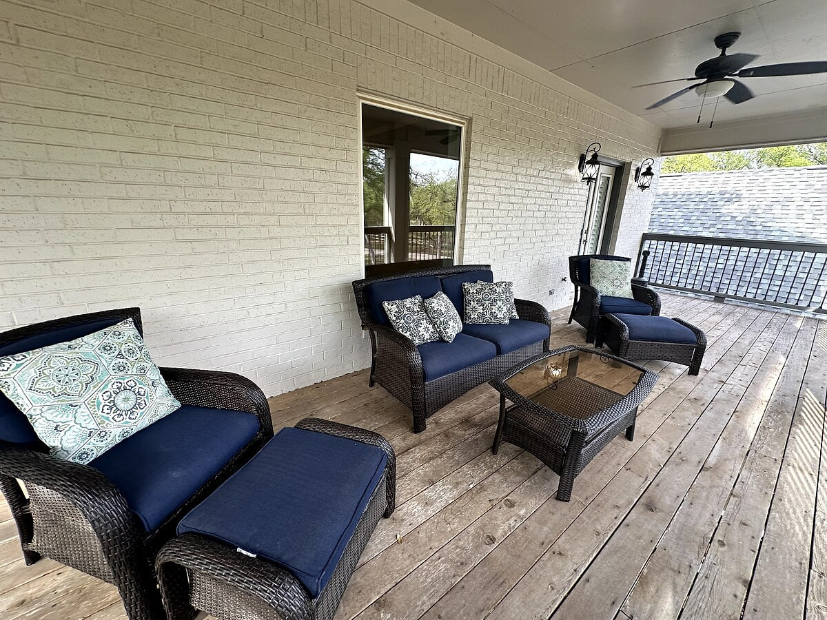 Whispering Oaks Estate Pool Cabana Firepit 10 Acre image 59