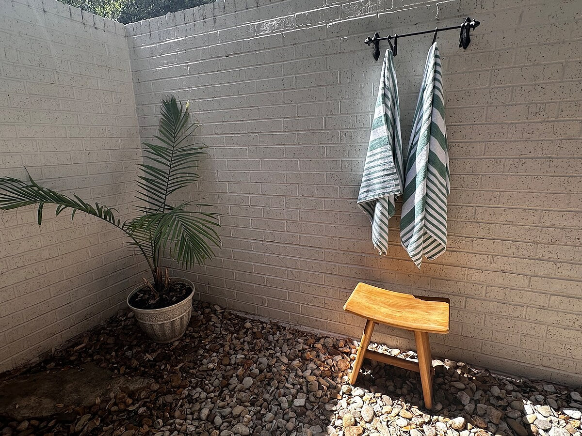 Whispering Oaks Estate Pool Cabana Firepit 10 Acre image 259