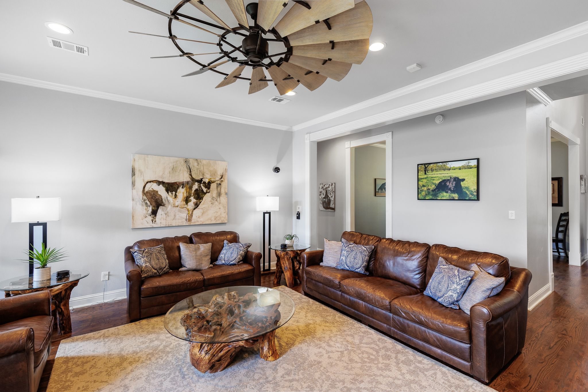 Main house - Living room 