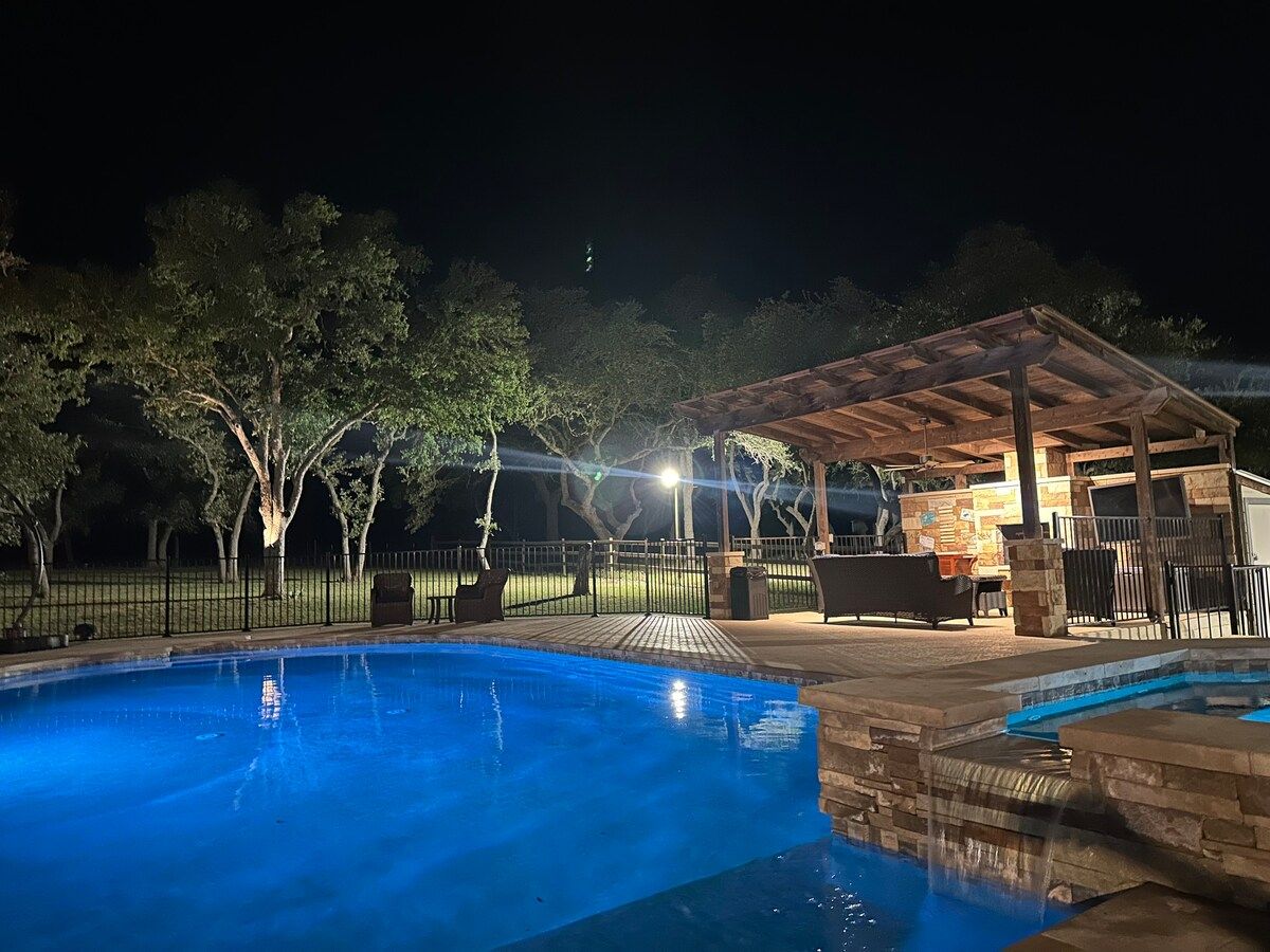 Whispering Oaks Estate Pool Cabana Firepit 10 Acre image 223