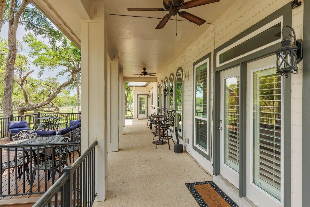 Whispering Oaks Estate Pool Cabana Firepit 10 Acre image 150