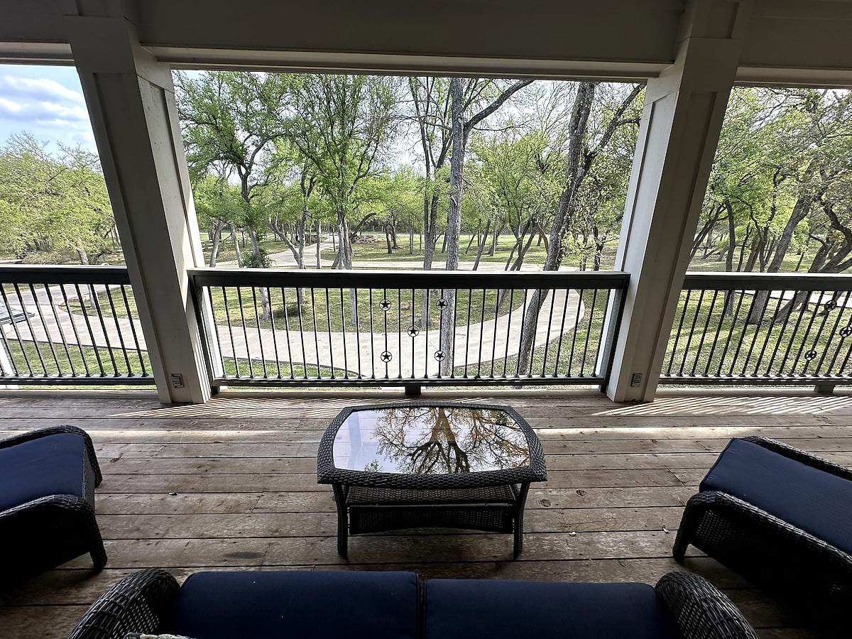 Whispering Oaks Estate Pool Cabana Firepit 10 Acre image 121