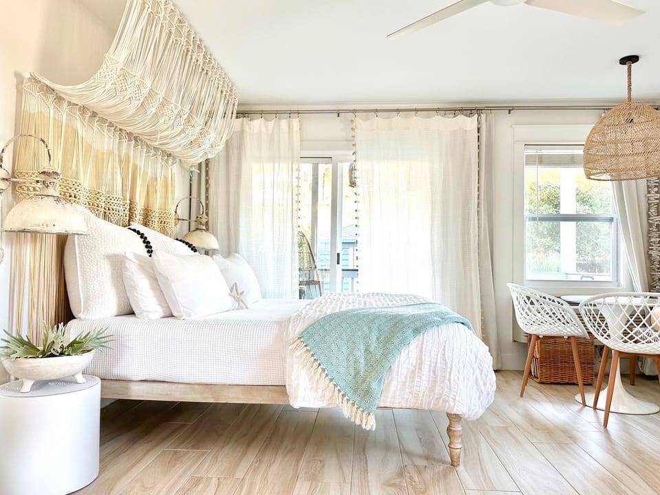FlipFlopsOn II Vacation Rental • Inlet Beach • Florida’s 30A Gulf Coast • 4 Beds • Pool, Lake, Gulf