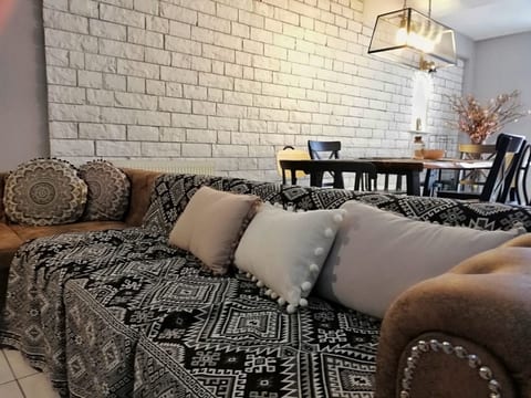 Half basement lodging, dining and kitchen with access to the beck yard