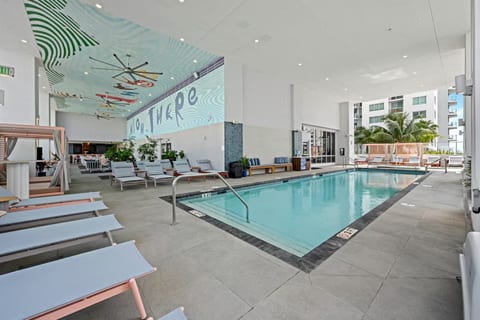Luxury Downtown Condo w/ Pool, Gym, City Views
