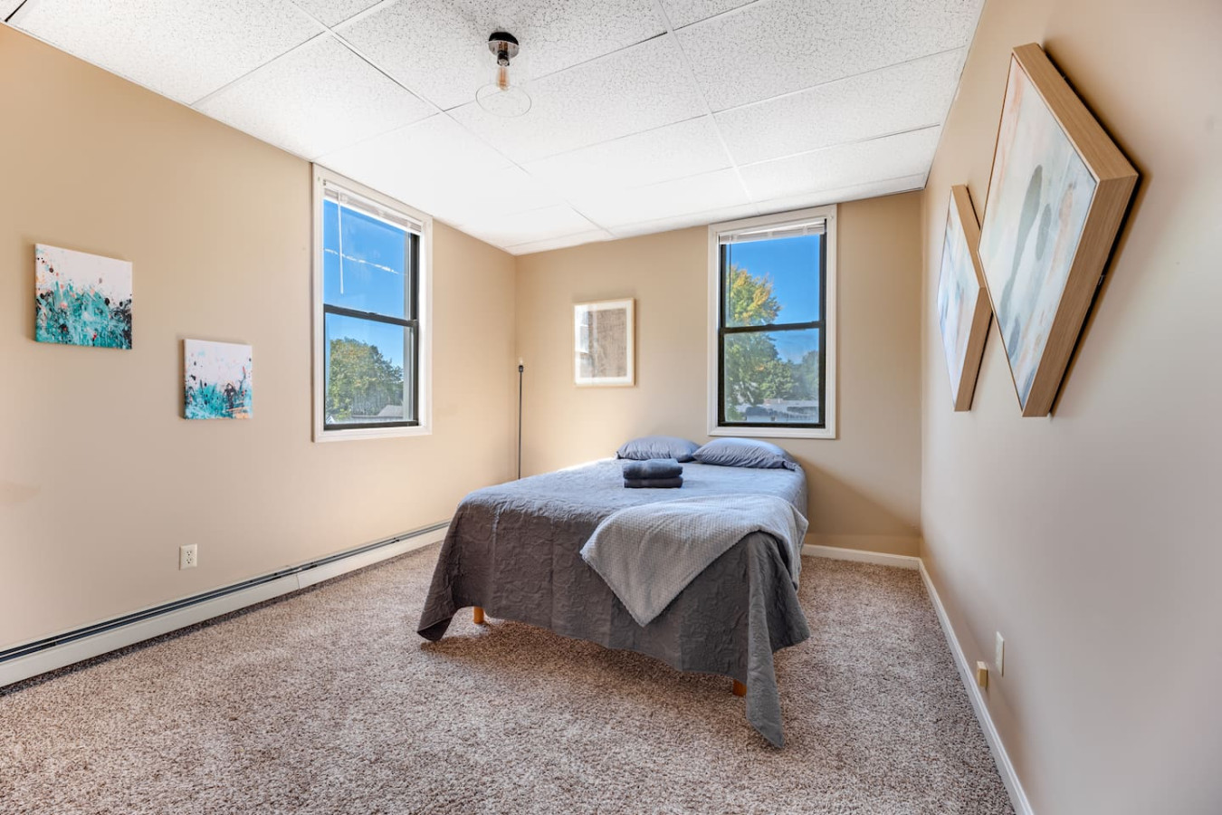 Spacious 4BD | Sleeps 8 | Only Minutes to Bangor