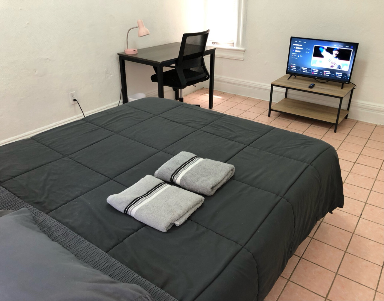 Private 2-bedroom apartment, New York City Manhattan only 15 mins away, MetLife Stadium FIFA World Cup 10 minutes away