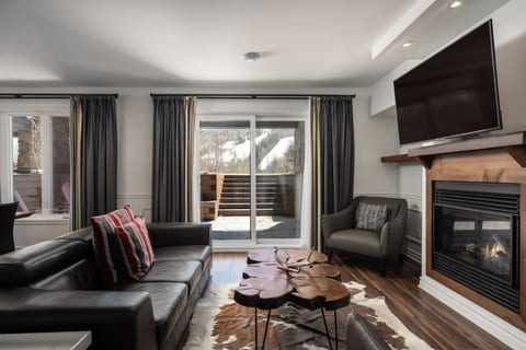 Luxury Ski-In/Ski-Out Condo in Saint-Sauveur – 2 Bedrooms