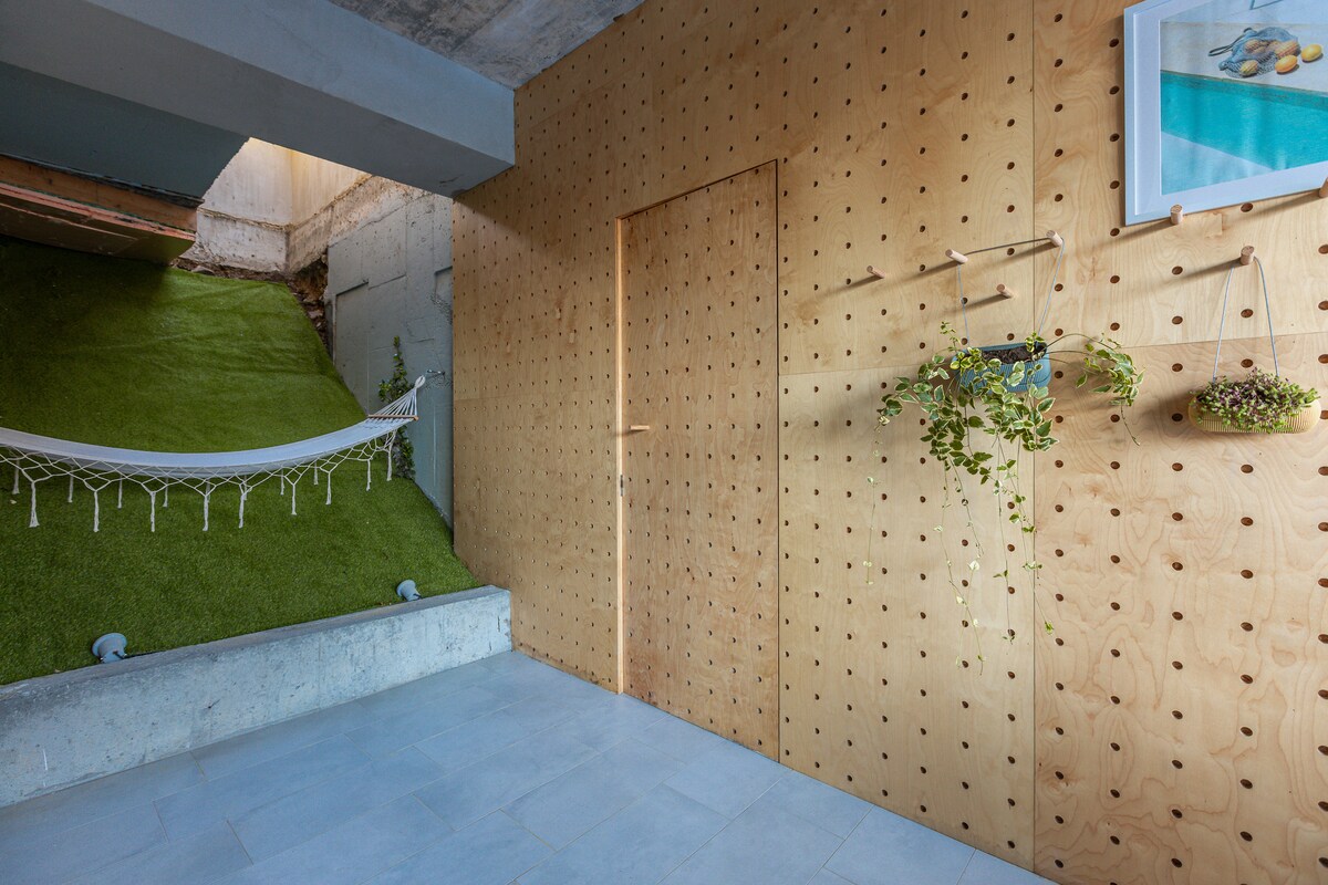 villa-tabori-hill-7br-villa-near-old-city/